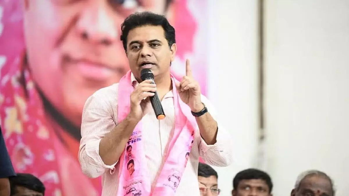 కాంగ్రెస్ కార్యకర్తల్లా కొందరు పోలీసులు కాంగ్రెస్ కార్యకర్తల్లా కొందరు పోలీసులు
