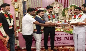 NEW MOVIE : కేజేఆర్ హీరోగా కోర్ట్ శ్రీదేవి హీరోయిన్ గా చిత్రం ప్రారంభం NEW MOVIE : కేజేఆర్ హీరోగా కోర్ట్ శ్రీదేవి హీరోయిన్ గా చిత్రం ప్రారంభం