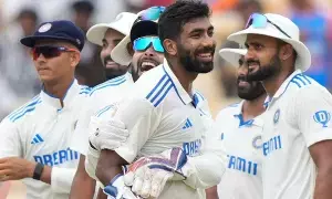 Coach’s Warning to England: అతని ఎదుర్కోవడానికి సిద్ధంగా ఉండండి.. ఇంగ్లాండ్కు కోచ్ వార్నింగ్ Coach’s Warning to England: అతని ఎదుర్కోవడానికి సిద్ధంగా ఉండండి.. ఇంగ్లాండ్కు కోచ్ వార్నింగ్