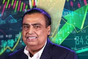Forbes Richest List Out: అపర కుబేరుల కొత్త జాబితా.. ముకేశ్ అంబానీ టాప్.. టాప్ 10లో ఎవరున్నారు? Forbes Richest List Out: అపర కుబేరుల కొత్త జాబితా.. ముకేశ్ అంబానీ టాప్.. టాప్ 10లో ఎవరున్నారు?