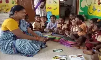 ANGANWADI TELANGANA : అంగన్వాడీల్లో 6,399 టీచర్.. 7,837 హెల్పర్ పోస్టులు భర్తీ ANGANWADI TELANGANA : అంగన్వాడీల్లో 6,399 టీచర్.. 7,837 హెల్పర్ పోస్టులు భర్తీ