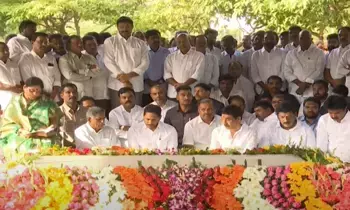 YSR JAYANTHI :నేడు వైఎస్ఆర్ 76వ జయంతి YSR JAYANTHI :నేడు వైఎస్ఆర్ 76వ జయంతి