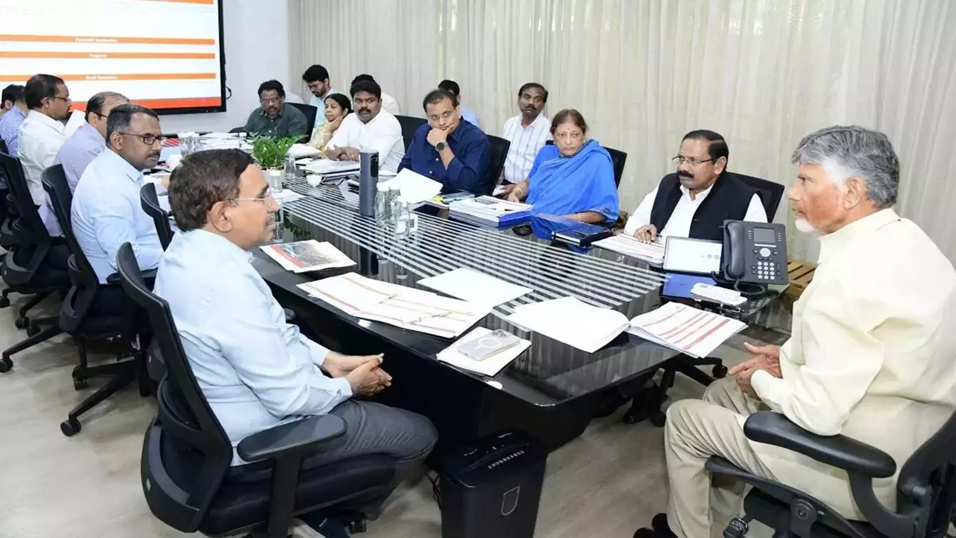 Amaravait Lands : ప్రణాళికలే కాదు పనుల, ఫలితాలు కూడా కనిపించాలి