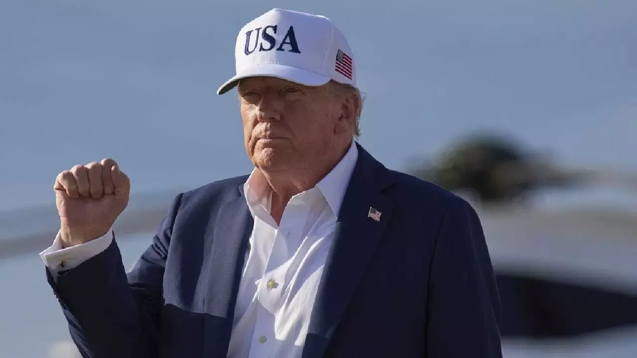 Trump Tariffs : అమెరికా అధ్యక్షుడి మరో దెబ్బ.. 14 దేశాలపై అమెరికా కొత్త దిగుమతి సుంకాలు! Trump Tariffs : అమెరికా అధ్యక్షుడి మరో దెబ్బ.. 14 దేశాలపై అమెరికా కొత్త దిగుమతి సుంకాలు!
