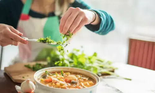 Non-Veg Sources: ఇవి వెజ్ అనుకుంటే పొరపాటే.. నాన్ వెజ్ నుంచి..