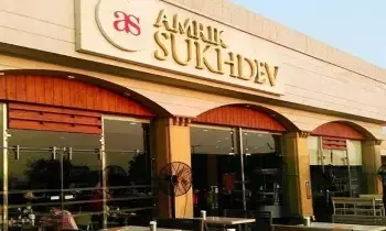 Amrik Sukhdev Dhaba : ఎలాంటి ప్రకటనలు లేకుండానే రూ. 8 కోట్లు సంపాదిస్తున్న అమీర్ ధాబా సీక్రెట్ ఇదే ! Amrik Sukhdev Dhaba : ఎలాంటి ప్రకటనలు లేకుండానే రూ. 8 కోట్లు సంపాదిస్తున్న అమీర్ ధాబా సీక్రెట్ ఇదే !