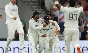 Kuldeep Yadav: నీళ్లు ఇవ్వడానికే అతన్ని ఇంగ్లాండ్కు తీసుకువెళ్లారా? Kuldeep Yadav: నీళ్లు ఇవ్వడానికే అతన్ని ఇంగ్లాండ్కు తీసుకువెళ్లారా?