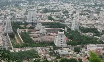 Arunachalam Temple: అరుణాచలం ఆలయం గురించి ఈ విషయాలు తెలుసా? Arunachalam Temple: అరుణాచలం ఆలయం గురించి ఈ విషయాలు తెలుసా?