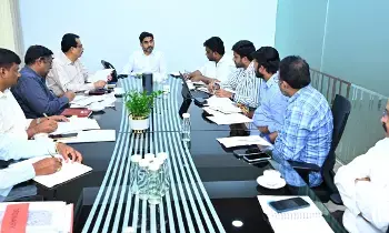 మంగళగిరిలో మరో 2వేలమందికి త్వరలో ఇళ్లపట్టాలు మంగళగిరిలో మరో 2వేలమందికి త్వరలో ఇళ్లపట్టాలు