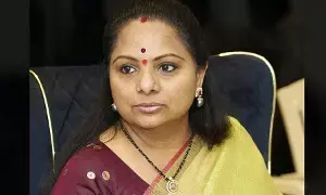 Mlc Kavita : బీసీ రిజర్వేషన్ల ఆర్డినెన్స్ సరైన చర్యే Mlc Kavita : బీసీ రిజర్వేషన్ల ఆర్డినెన్స్ సరైన చర్యే