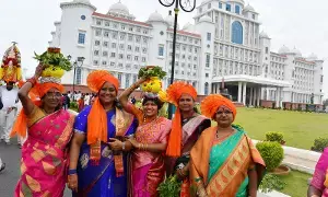 సచివాలయంలో ఘనంగా బోనాల ఉత్సవాలు సచివాలయంలో ఘనంగా బోనాల ఉత్సవాలు