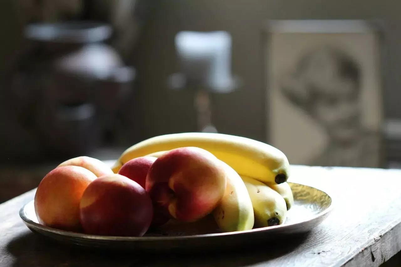 Apple vs Banana: వర్షాకాలంలో అజీర్ణానికి ఆపిల్ లేదా అరటిపండు.. ఏది మంచిది?