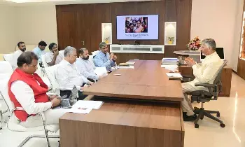 Free Bus For Women : ఆర్టీసీ ఉచిత బస్సు పథకం కింద మహిళలకు జీరో ఫేర్ టికెట్ Free Bus For Women : ఆర్టీసీ ఉచిత బస్సు పథకం కింద మహిళలకు జీరో ఫేర్ టికెట్