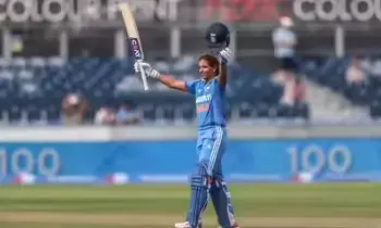 Harmanpreet Kaur Sets New Milestones: అద్భుత సెంచరీతో అదిరే రికార్డులు సృష్టించిన హర్మన్ప్రీత్ కౌర్ Harmanpreet Kaur Sets New Milestones: అద్భుత సెంచరీతో అదిరే రికార్డులు సృష్టించిన హర్మన్ప్రీత్ కౌర్