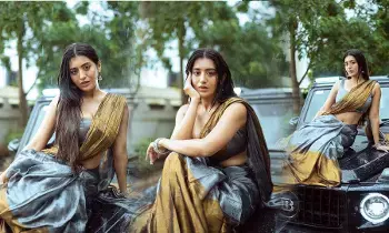 వర్షంలో కవ్విస్తున్న రాశీసింగ్ వర్షంలో కవ్విస్తున్న రాశీసింగ్
