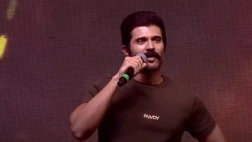 Vijay Deverakonda: ఆ ఎంకన్న సామి దయ ఉంటే.. పోయి టాప్ లో కూసుంటా..
