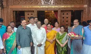 చెంగాళ్ళమ్మ తల్లిని దర్శించుకున్న ఇస్రో చైర్మన్ వి నారాయణన్ చెంగాళ్ళమ్మ తల్లిని దర్శించుకున్న ఇస్రో చైర్మన్ వి నారాయణన్