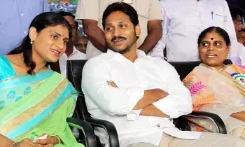 Ysjagan NCLT : సీబీఐ, ఈడీ విచారణలో ఉండగా షేర్ల బదలాయింపు కుదరదు Ysjagan NCLT : సీబీఐ, ఈడీ విచారణలో ఉండగా షేర్ల బదలాయింపు కుదరదు