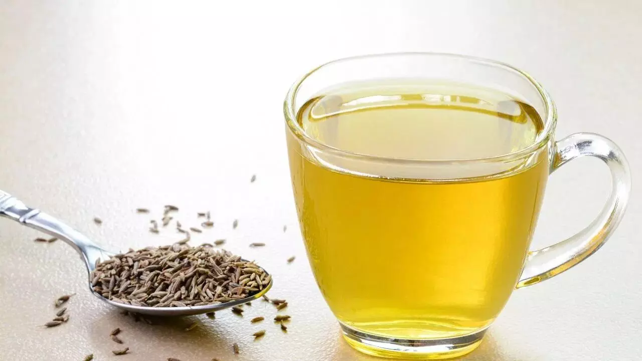 Daily Morning Water Habit for a Month: నెల రోజుల పాటు ఉదయం పూట ఈ నీరు తాగితే ఏమవుతుందో తెలుసా..? Daily Morning Water Habit for a Month: నెల రోజుల పాటు ఉదయం పూట ఈ నీరు తాగితే ఏమవుతుందో తెలుసా..?