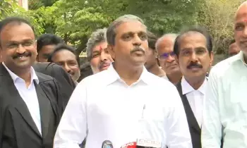 YSRCP SRK : కూటమి అవినీతిపై ప్రజల దృష్టి మళ్ళించేందుకే లిక్కర్ స్కాం YSRCP SRK : కూటమి అవినీతిపై ప్రజల దృష్టి మళ్ళించేందుకే లిక్కర్ స్కాం