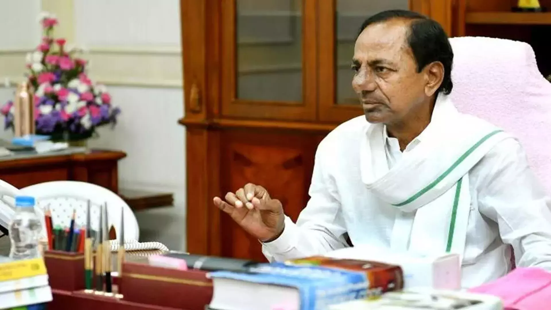 BRS KCR : కాంగ్రెస్‌, బీజేపీ ఎంపీల వల్ల రాష్ట్రానికి అన్యాయం జరుగుతోంది