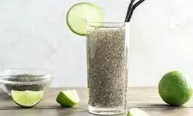 Chia seeds through water or juice: ఉదయం నిద్రలేచిన వెంటనే ఈ డ్రింక్ తాగితే ఎన్నో లాభాలు Chia seeds through water or juice: ఉదయం నిద్రలేచిన వెంటనే ఈ డ్రింక్ తాగితే ఎన్నో లాభాలు