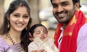 Kiran Abbavaram Reveals Son’s Face: కిరణ్ అబ్బవరం కొడుకు ఫేస్ రివీల్..ఏం పేరు పెట్టారంటే.? Kiran Abbavaram Reveals Son’s Face: కిరణ్ అబ్బవరం కొడుకు ఫేస్ రివీల్..ఏం పేరు పెట్టారంటే.?