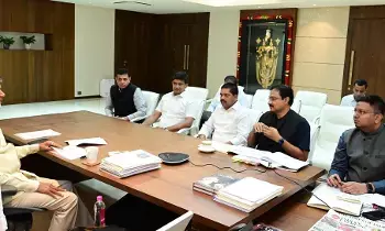 సెప్టెంబర్ 1 నుంచి ఏపీలో కొత్త బార్ పాలసీ సెప్టెంబర్ 1 నుంచి ఏపీలో కొత్త బార్ పాలసీ