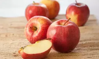 Apple a Day: యాపిల్తో ఈ అద్భుత ఆరోగ్య లాభాల గురించి తెలుసా..? Apple a Day: యాపిల్తో ఈ అద్భుత ఆరోగ్య లాభాల గురించి తెలుసా..?