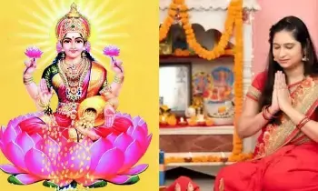 Green Bangles Are Worn on Varalakshmi Vratam: వరలక్ష్మి వ్రతం నాడు ఆకుపచ్చ గాజులు ఎందుకు ధరిస్తారో తెలుసా..? Green Bangles Are Worn on Varalakshmi Vratam: వరలక్ష్మి వ్రతం నాడు ఆకుపచ్చ గాజులు ఎందుకు ధరిస్తారో తెలుసా..?