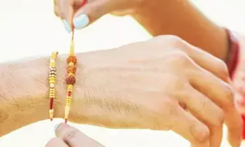 Behind Raksha Bandhan Festival: రక్షాబంధన్ పండగ వెనుకున్న పరమార్థం ఏంటీ? Behind Raksha Bandhan Festival: రక్షాబంధన్ పండగ వెనుకున్న పరమార్థం ఏంటీ?