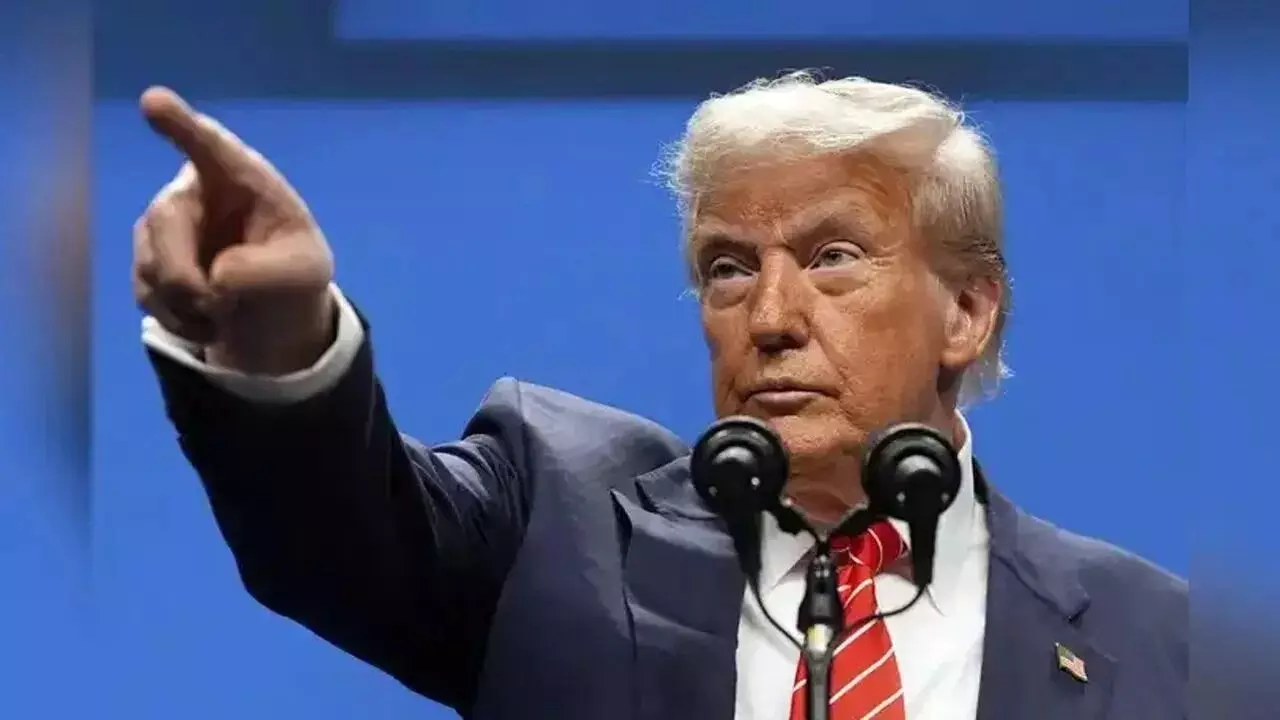 Donald Trump : భారత్ కాదు అమెరికాదే డెడ్ ఎకానమీ.. అమెరికన్ ఆర్థికవేత్త సంచలన వ్యాఖ్యలు! Donald Trump : భారత్ కాదు అమెరికాదే డెడ్ ఎకానమీ.. అమెరికన్ ఆర్థికవేత్త సంచలన వ్యాఖ్యలు!