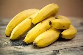 Bananas: అరటిపండ్లు త్వరగా నల్లబడకుండా ఉండాలంటే ఇలా చేయండి..? Bananas: అరటిపండ్లు త్వరగా నల్లబడకుండా ఉండాలంటే ఇలా చేయండి..?