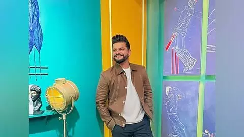 Suresh Raina: మాజీ క్రికెటర్ సురేశ్ రైనాకు ED సమన్లు జారీ Suresh Raina: మాజీ క్రికెటర్ సురేశ్ రైనాకు ED సమన్లు జారీ
