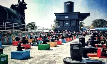 Kotilingeshwara Temple:  కోటిలింగేశ్వర దేవాలయం..  108 అడుగుల ఎత్తు శివలింగం