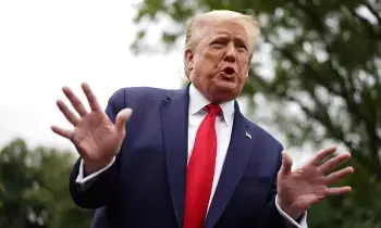 Donald Trump : చమురు కొనుగోళ్ళలో రష్యాకు దూరమైన భారత్ Donald Trump : చమురు కొనుగోళ్ళలో రష్యాకు దూరమైన భారత్