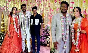 Singer Rahul Sipligunj: సింగర్ రాహుల్ సిప్లిగంజ్ ఎంగేజ్మెంట్... అమ్మాయి గురించి ఈ విషయాలు తెలుసా? Singer Rahul Sipligunj: సింగర్ రాహుల్ సిప్లిగంజ్ ఎంగేజ్మెంట్... అమ్మాయి గురించి ఈ విషయాలు తెలుసా?