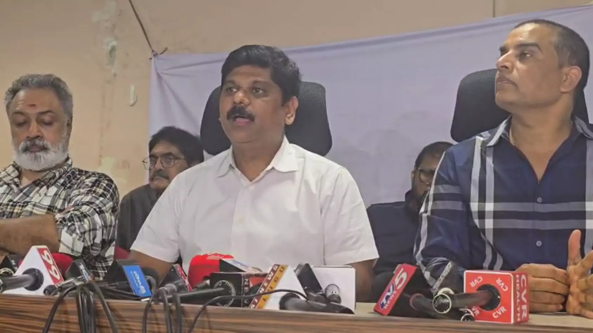 Telugu Film Industry : ప్రభుత్వ జోక్యంతో ముగిసిన ఫిల్మ్‌ ఫెడరేషన్‌ సమ్మె