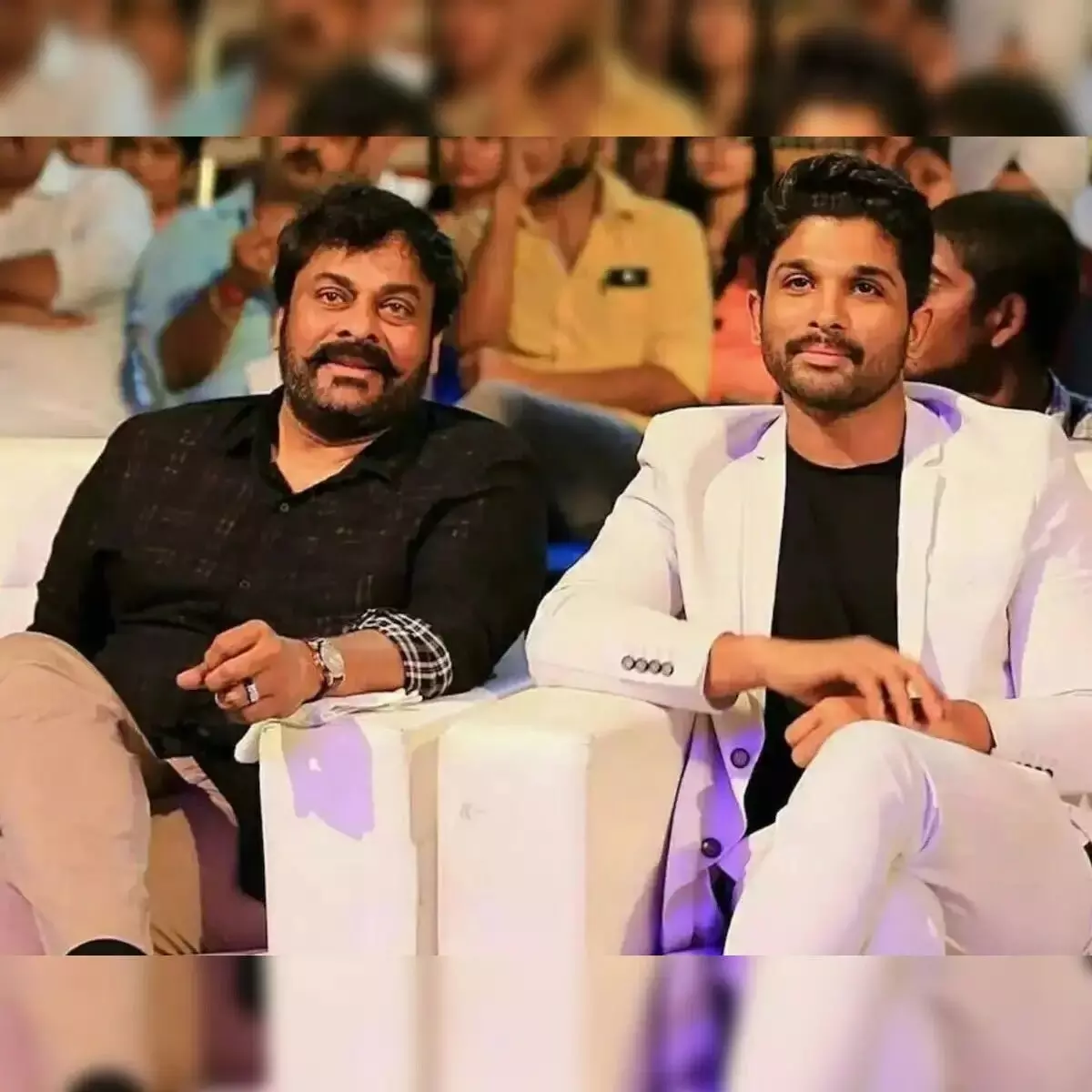 Bunny Sends Birthday Wishes to Chiruవన్ అండ్ ఓన్లీ మెగాస్టార్.. చిరుకు బన్నీ బర్త్ డే విషెస్.. Bunny Sends Birthday Wishes to Chiruవన్ అండ్ ఓన్లీ మెగాస్టార్.. చిరుకు బన్నీ బర్త్ డే విషెస్..