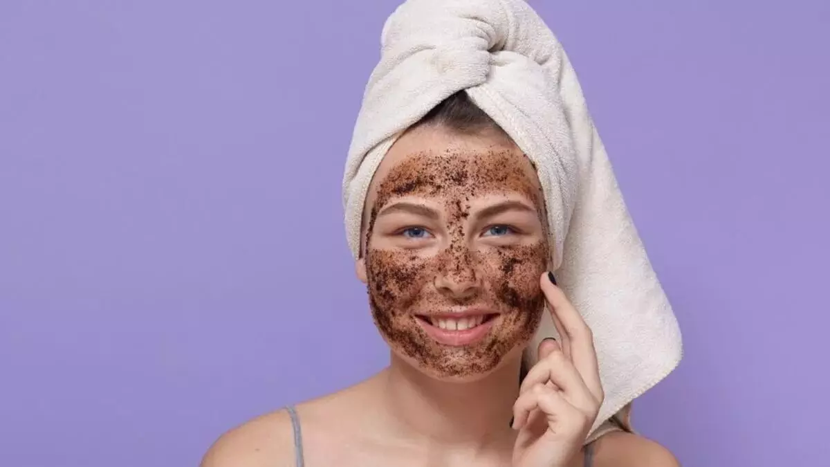 Ragi Face Pack: అందంగా మెరిసిపోవాలా? ఇంట్లోనే ఇలా రాగి ఫేస్ ప్యాక్ తయారు చేసుకోండి
