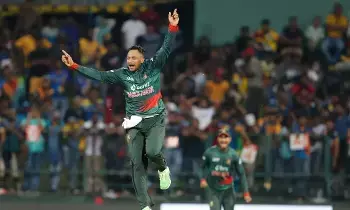 Shakib Al Hasan: బంగ్లాదేశ్ స్టార్ ఆల్-రౌండర్ షకీబ్ అల్ హసన్ అరుదైన ఘనత Shakib Al Hasan: బంగ్లాదేశ్ స్టార్ ఆల్-రౌండర్ షకీబ్ అల్ హసన్ అరుదైన ఘనత