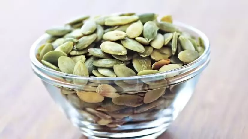 Pumpkin Seeds: నానబెట్టిన గుమ్మడికాయ గింజల నీరు తాగడం వల్ల చాలా ఆరోగ్య ప్రయోజనాలు Pumpkin Seeds: నానబెట్టిన గుమ్మడికాయ గింజల నీరు తాగడం వల్ల చాలా ఆరోగ్య ప్రయోజనాలు