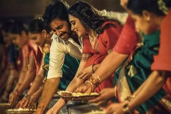 OG Movie: అభిమానులకు పండగ ట్రీట్.. ఓజీ నుంచి రెండో పాట విడుదల.. OG Movie: అభిమానులకు పండగ ట్రీట్.. ఓజీ నుంచి రెండో పాట విడుదల..