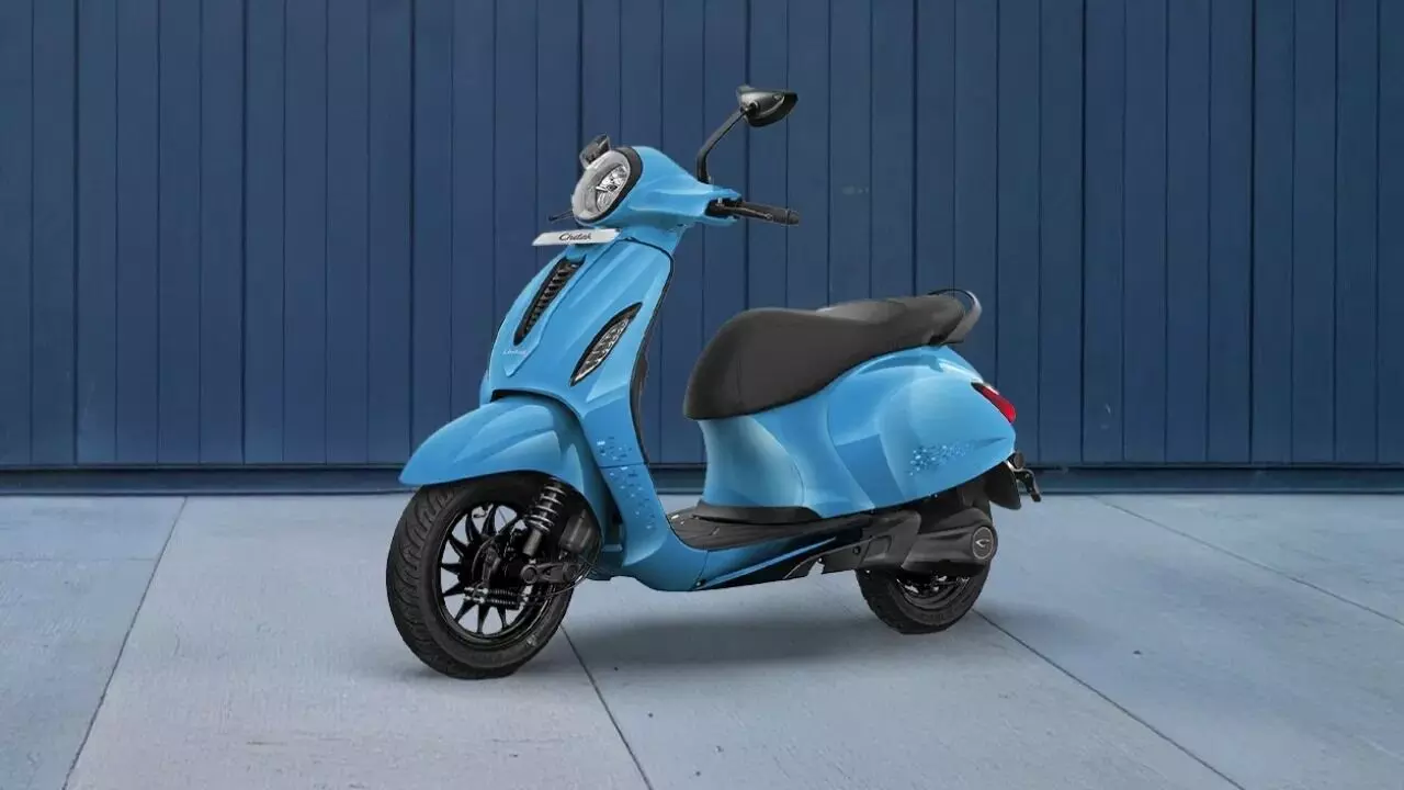Bajaj Chetak : చేతక్ లవర్స్కు గుడ్ న్యూస్.. మళ్లీ ఉత్పత్త షురూ చేసిన బజాజ్ Bajaj Chetak : చేతక్ లవర్స్కు గుడ్ న్యూస్.. మళ్లీ ఉత్పత్త షురూ చేసిన బజాజ్