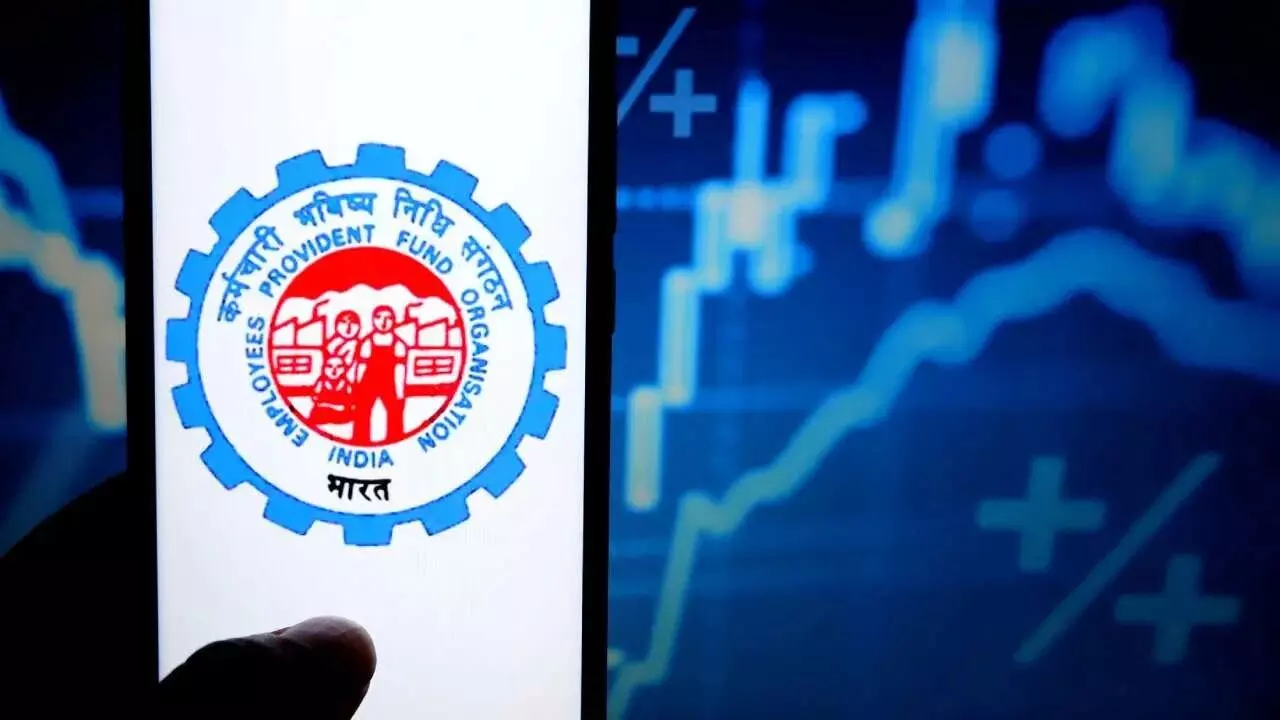 EPFO 3.0: మరింత వేగంగా పీఎఫ్ క్లెయిమ్స్.. ఈపీఎఫ్ఓ 3.0 తో రానున్న కొత్త ఫీచర్స్ ఇవే! EPFO 3.0: మరింత వేగంగా పీఎఫ్ క్లెయిమ్స్.. ఈపీఎఫ్ఓ 3.0 తో రానున్న కొత్త ఫీచర్స్ ఇవే!