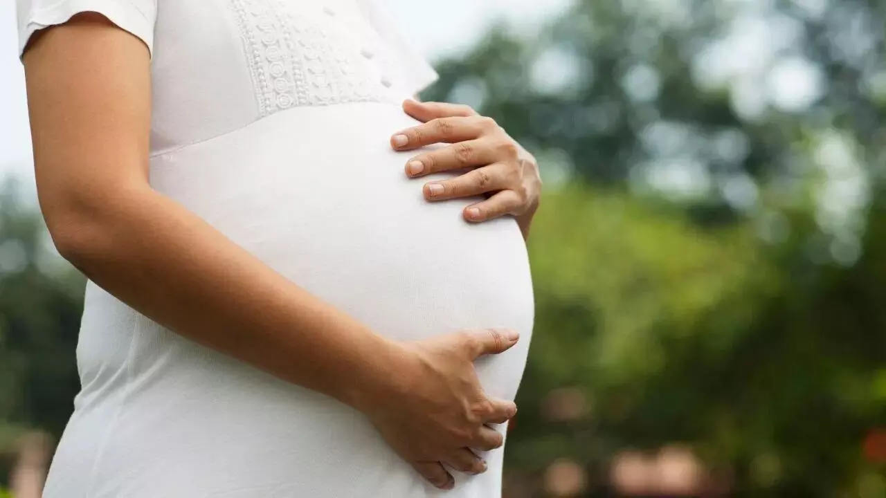 Pregnant Women: గర్భిణీలు కాల్షియం ఫుడ్ తినకపోతే ఈ సమస్యలు తప్పవు!