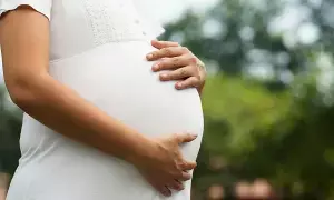 Pregnant Women: గర్భిణీలు కాల్షియం ఫుడ్ తినకపోతే ఈ సమస్యలు తప్పవు! Pregnant Women: గర్భిణీలు కాల్షియం ఫుడ్ తినకపోతే ఈ సమస్యలు తప్పవు!