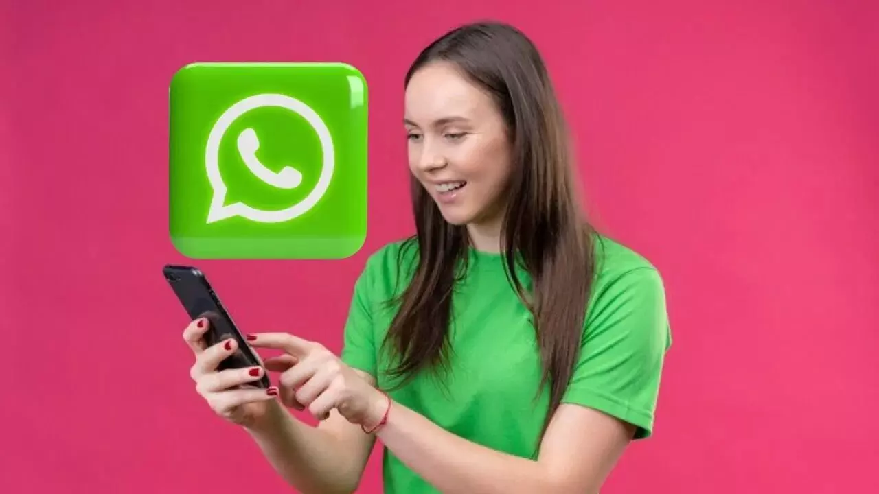 WhatsApp : వాట్సాప్లో నయా ఫీచర్.. ఇకపై మెసేజ్లలో తప్పులుండవు WhatsApp : వాట్సాప్లో నయా ఫీచర్.. ఇకపై మెసేజ్లలో తప్పులుండవు