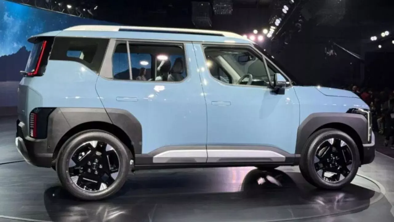 Kia Syros EV : ఎస్యూవీ మార్కెట్లో సంచలనం.. కియా సైరోస్ ఈవీ ఎంట్రీకి రెడీ Kia Syros EV : ఎస్యూవీ మార్కెట్లో సంచలనం.. కియా సైరోస్ ఈవీ ఎంట్రీకి రెడీ