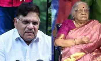Tragedy in Allu Family: అల్లు ఫ్యామిలీలో విషాదం..అరవింద్ తల్లి కన్నుమూత Tragedy in Allu Family: అల్లు ఫ్యామిలీలో విషాదం..అరవింద్ తల్లి కన్నుమూత